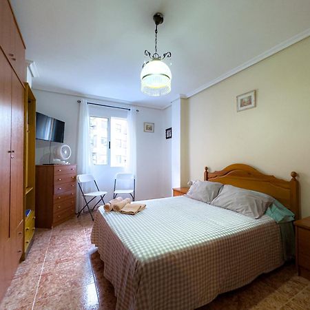Rooms In Valencia Great Location In Shared Apartment Luaran gambar