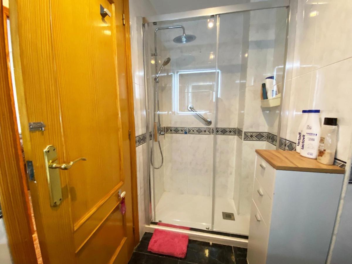 Rooms In Valencia Great Location In Shared Apartment Luaran gambar