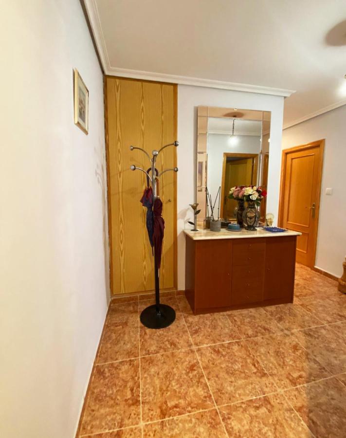 Rooms In Valencia Great Location In Shared Apartment Luaran gambar