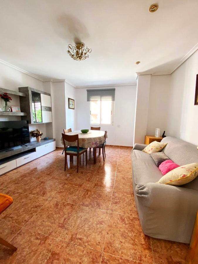 Rooms In Valencia Great Location In Shared Apartment Luaran gambar
